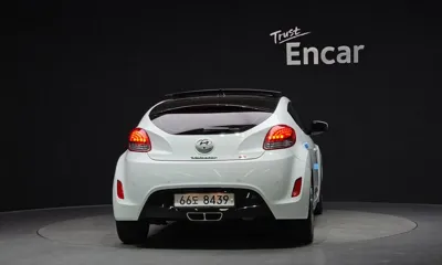 Hyundai Veloster 2012, 113596 км, за 2782.63 USD