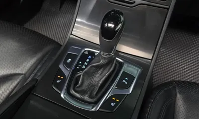 Hyundai Grandeur 2015, 189480 км, за 3420.15 USD - фото 9