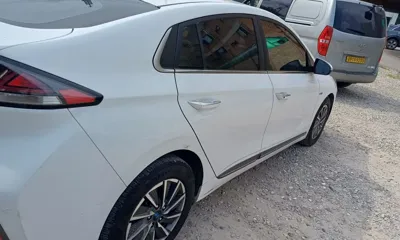 Hyundai Ioniq 2020, 104910 км, за 9189.97 USD
