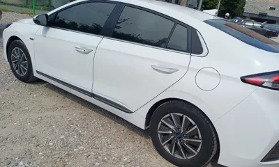 Hyundai Ioniq 2020, 104910 км, за 9189.97 USD