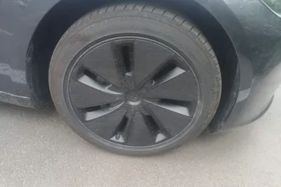 Tesla Model 3 2025, 16200 км, за 29674 USD