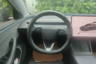 Tesla Model 3 2025, 16200 км, за 29674 USD