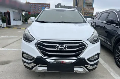 Hyundai ix35 2015, 141100 км, за 5748 USD