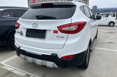 Hyundai ix35 2015, 141100 км, за 5748 USD