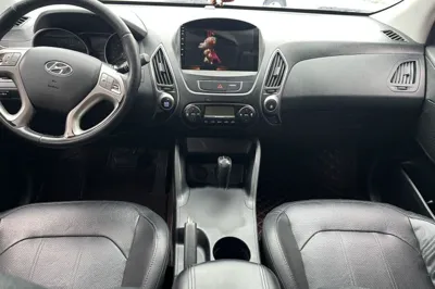 Hyundai ix35 2015, 141100 км, за 5748 USD - фото 9