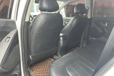 Hyundai ix35 2015, 141100 км, за 5748 USD - фото 11