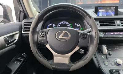 Lexus CT200h 2018, 115670 км, за 11430.46 USD - фото 13