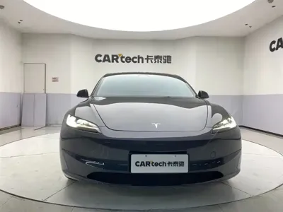 Tesla Model 3 2025, 11000 км, за 27714.15 USD