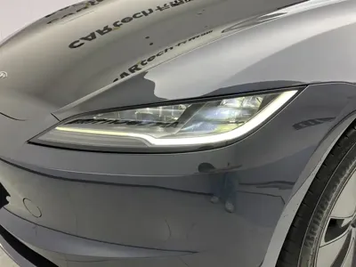 Tesla Model 3 2025, 11000 км, за 27714.15 USD - фото 9