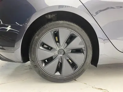 Tesla Model 3 2025, 11000 км, за 27714.15 USD - фото 11