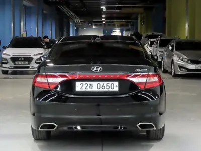 Hyundai Grandeur 2016, 154847 км, за 4886 USD