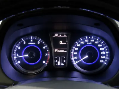 Hyundai Grandeur 2016, 154847 км, за 4886 USD - фото 9