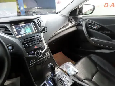 Hyundai Grandeur 2016, 154847 км, за 4886 USD - фото 11