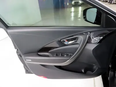 Hyundai Grandeur 2016, 154847 км, за 4886 USD - фото 14