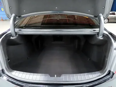 Hyundai Grandeur 2016, 154847 км, за 4886 USD - фото 17
