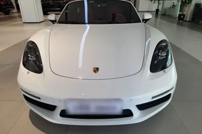 Porsche 718 2023, 5500 км, за 77090 USD - фото 2