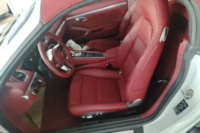 Porsche 718 2023, 5500 км, за 77090 USD - фото 17
