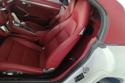 Porsche 718 2023, 5500 км, за 77090 USD - фото 20