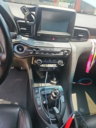 Hyundai Veloster 2019, 44786 км, за 8717.16 USD - фото 14