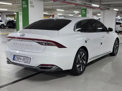 Hyundai Grandeur 2021, 84373 км, за 14560.29 USD
