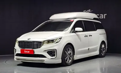 Kia Canival · 2020 год