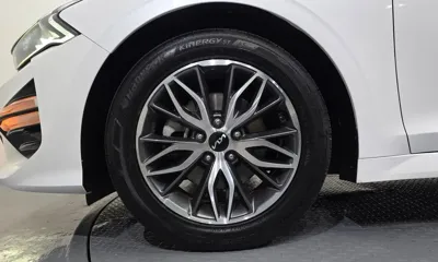 Kia K5 2023, 97828 км, за 12078.25 USD