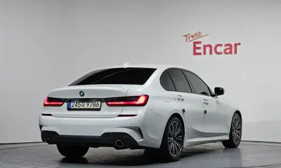 BMW 3-Series 2021, 95188 км, за 19368.07 USD