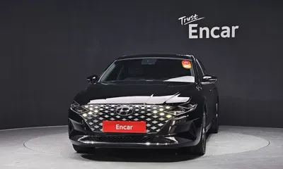 Hyundai Grandeur 2022, 39804 км, за 18983.18 USD