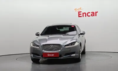 Jaguar XF 2013, 150356 км, за 4532.32 USD