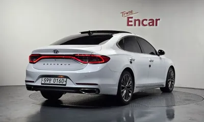 Hyundai Grandeur 2017, 161613 км, за 8269.84 USD