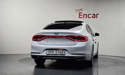 Hyundai Grandeur 2017, 161613 км, за 8269.84 USD