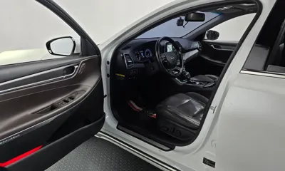 Hyundai Grandeur 2017, 161613 км, за 8269.84 USD - фото 10