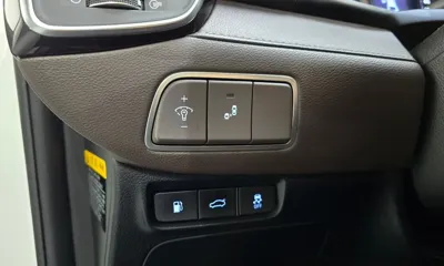 Hyundai Grandeur 2017, 161613 км, за 8269.84 USD - фото 28