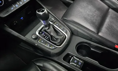Hyundai Kona 2023, 112406 км, за 9706.85 USD - фото 9