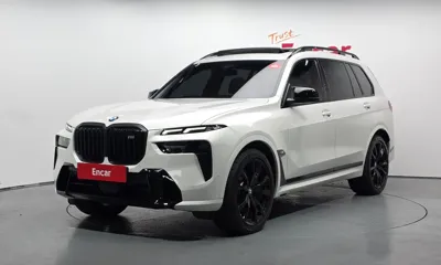 BMW X7 · 2024 год