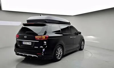 Kia Canival 2020, 155352 км, за 10548.93 USD