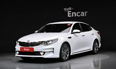 Kia K5 · 2017 год