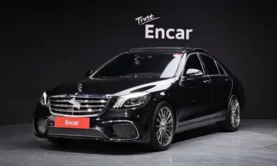 Mercedes-Benz S-Class · 2015 год