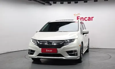 Honda Odyssey 2018, 75018 км, за 16393.45 USD