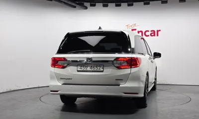 Honda Odyssey 2018, 75018 км, за 16393.45 USD