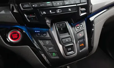 Honda Odyssey 2018, 75018 км, за 16393.45 USD - фото 9