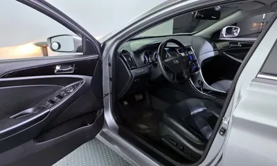 Hyundai Sonata 2011, 94015 км, за 2624.31 USD - фото 10