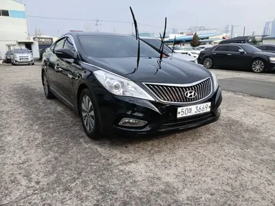Hyundai Grandeur · 2015 год