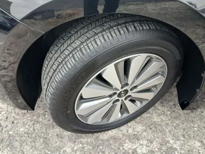 Hyundai Grandeur 2015, 178645 км, за 4105.96 USD - фото 12