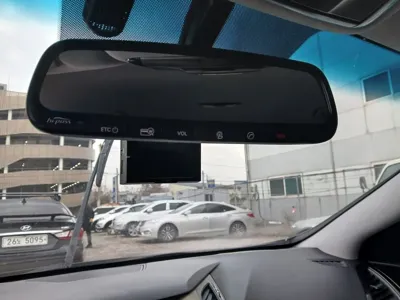 Hyundai Grandeur 2015, 178645 км, за 4105.96 USD - фото 17