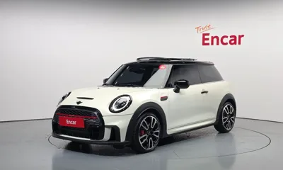 MINI Cooper · 2022 год