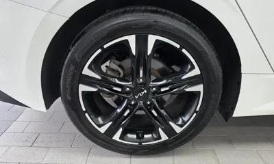 Kia K5 2023, 56013 км, за 16848.83 USD