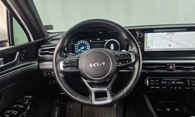Kia K5 2023, 56013 км, за 16848.83 USD - фото 12