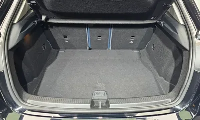 Mercedes-Benz A-Class 2019, 75191 км, за 9255.61 USD - фото 20