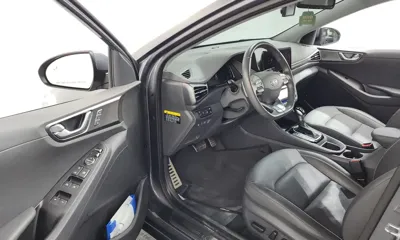 Hyundai Ioniq 2020, 121187 км, за 10343.49 USD - фото 10